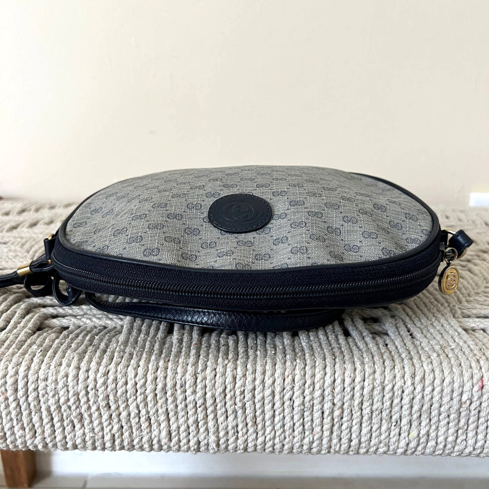 GUCCI GG Plus Navy Canvas and Leather Crossbody Bag - Picture 6 of 16